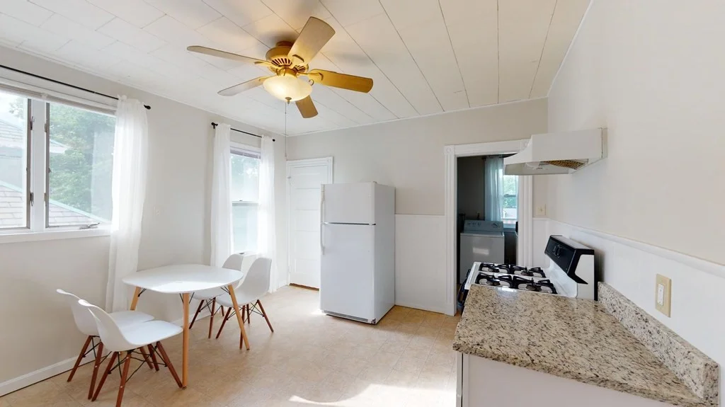 4 bed, 1 bath apartment for rent at 30 Roseclair Unit 3, Dorchester — photo 6 of 21