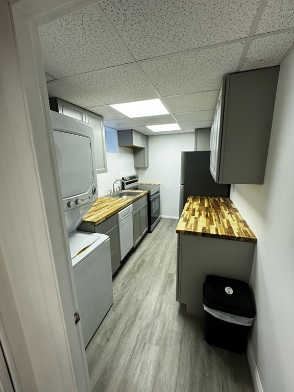 1 bed, 1 bath apartment for rent at 30 Rumford Park Ave Unit 1, Woburn — photo 3 of 10