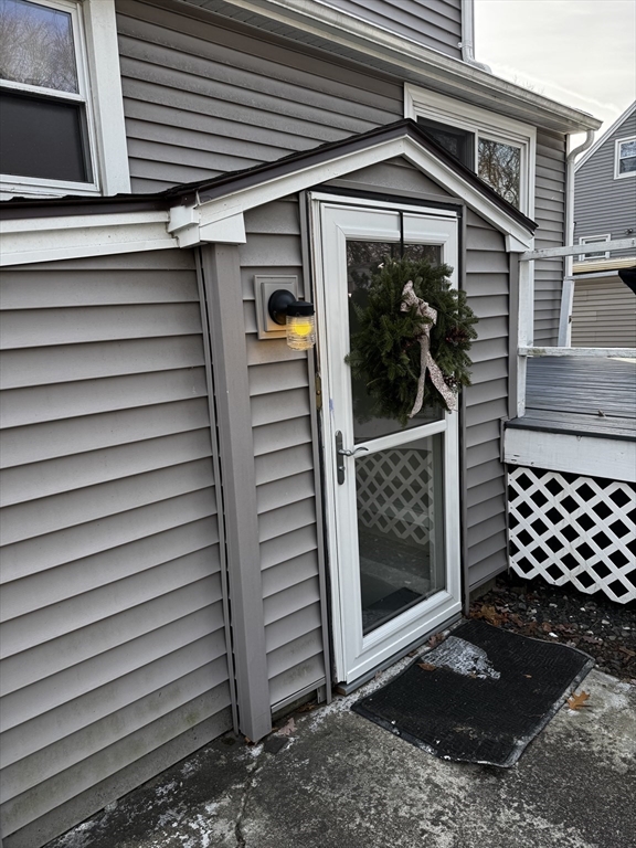 1 bed, 1 bath apartment for rent at 30 Rumford Park Ave Unit 1, Woburn — photo 1 of 10