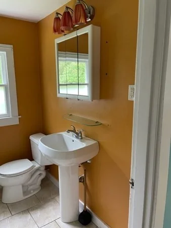 3 bed, 1 bath apartment for rent at 30 Russell Unit 30, Littleton — photo 12 of 28