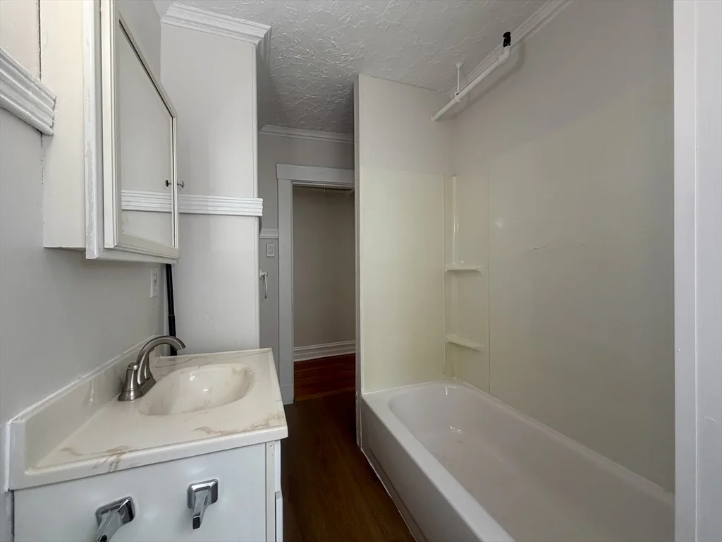 1 bed, 1 bath apartment for rent at 30 S Main St Unit 5, Attleboro — photo 4 of 15