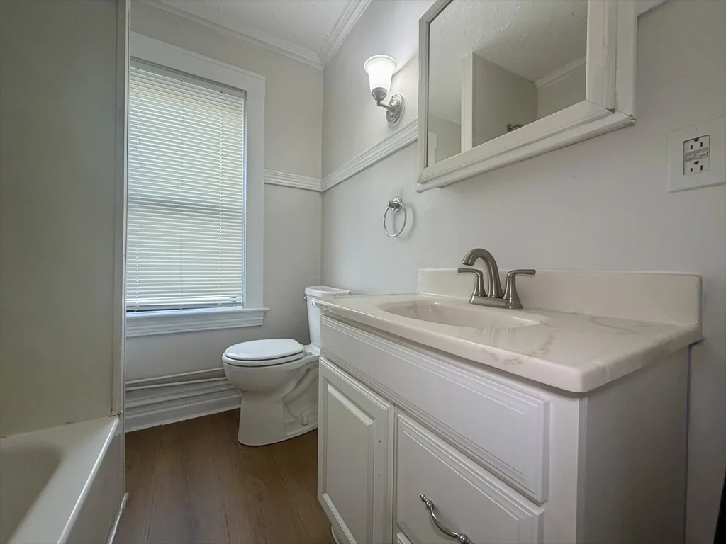 1 bed, 1 bath apartment for rent at 30 S Main St Unit 5, Attleboro — photo 3 of 15