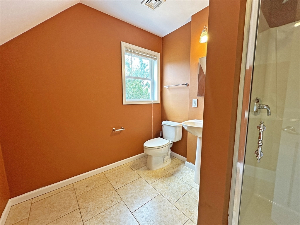 4 bed, 3 bath apartment for rent at 30 Salisbury Rd Unit 1, Newton Corner — photo 16 of 18