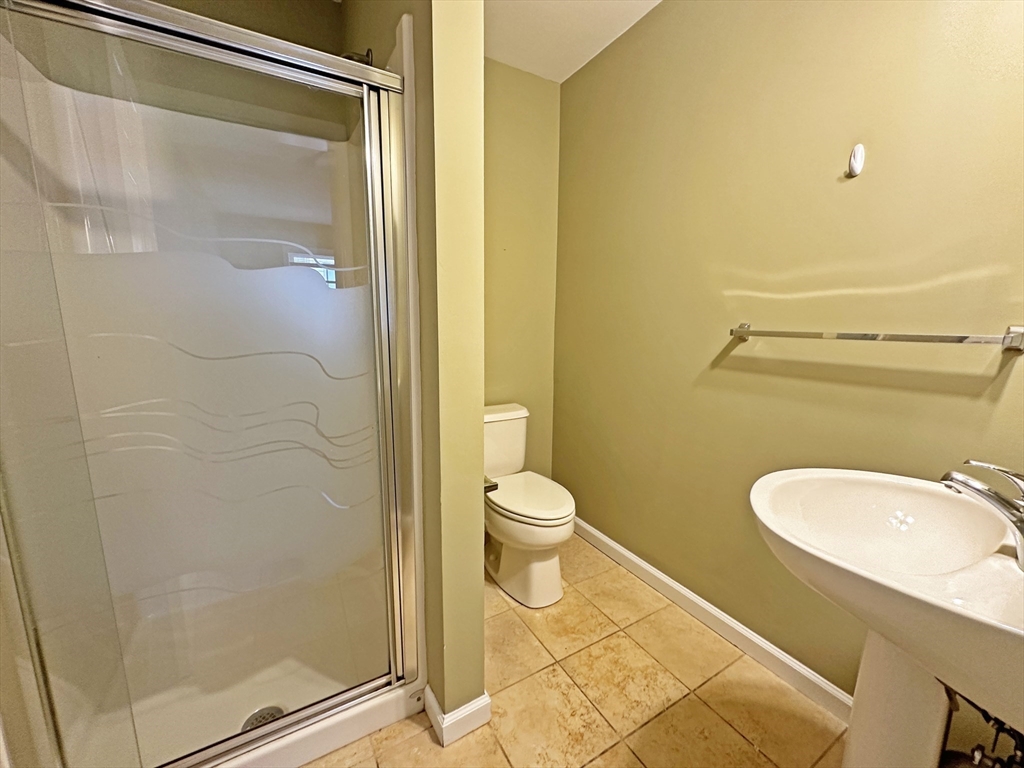 4 bed, 3 bath apartment for rent at 30 Salisbury Rd Unit 1, Newton Corner — photo 15 of 18