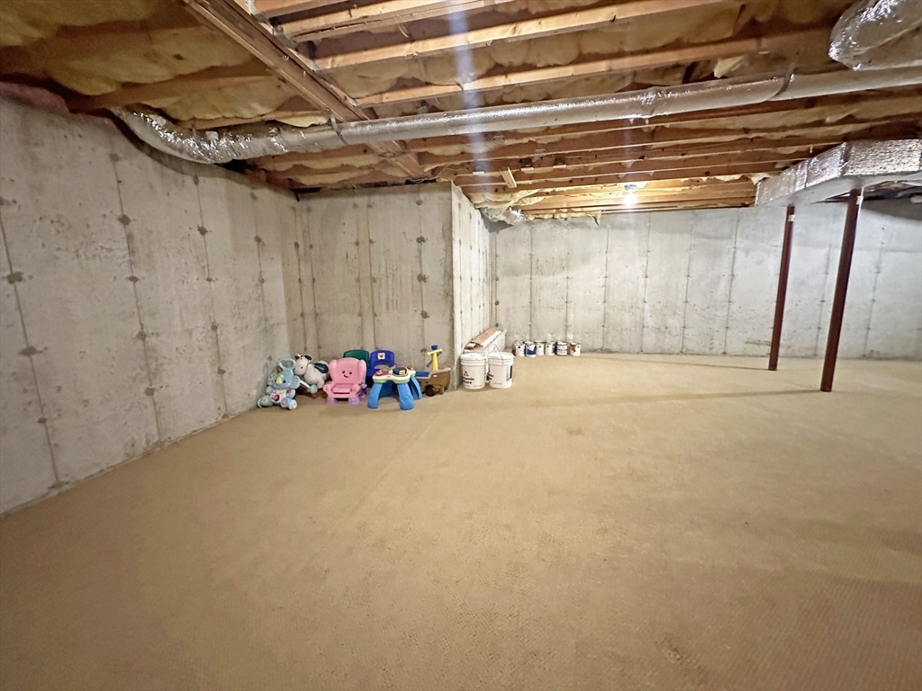 4 bed, 3 bath apartment for rent at 30 Salisbury Rd Unit 1, Newton Corner — photo 17 of 18