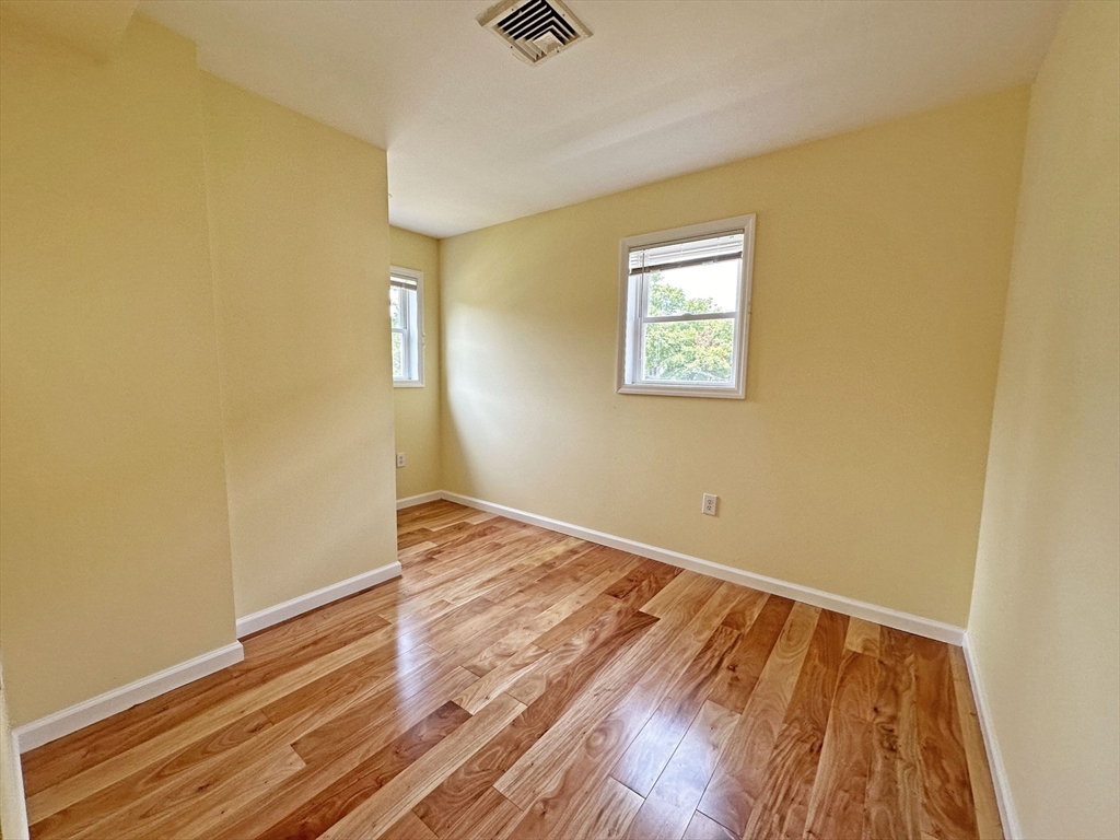 4 bed, 3 bath apartment for rent at 30 Salisbury Rd Unit 1, Newton Corner — photo 12 of 18