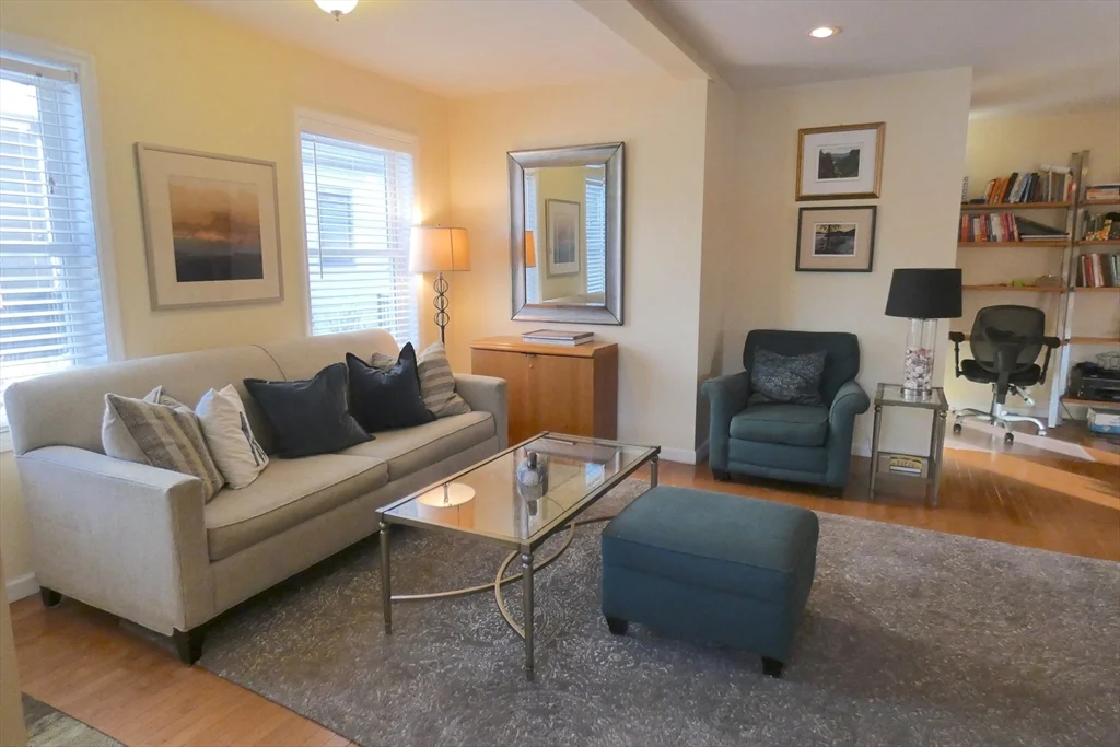 4 bed, 3 bath apartment for rent at 30 Salisbury Rd Unit 30, Newton Corner — photo 6 of 17