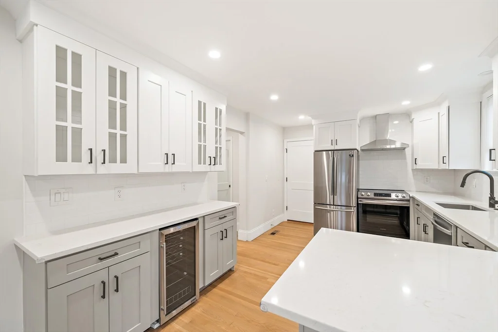 2 bed, 2 bath apartment for rent at 30 Sheafe St Unit 1, Chestnut Hill — photo 9 of 27