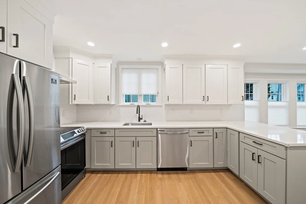 2 bed, 2 bath apartment for rent at 30 Sheafe St Unit 1, Chestnut Hill — photo 10 of 27