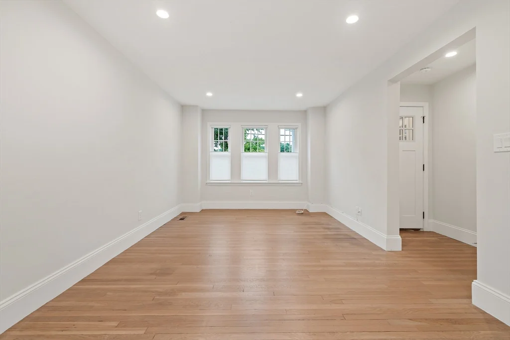 2 bed, 2 bath apartment for rent at 30 Sheafe St Unit 1, Chestnut Hill — photo 7 of 27