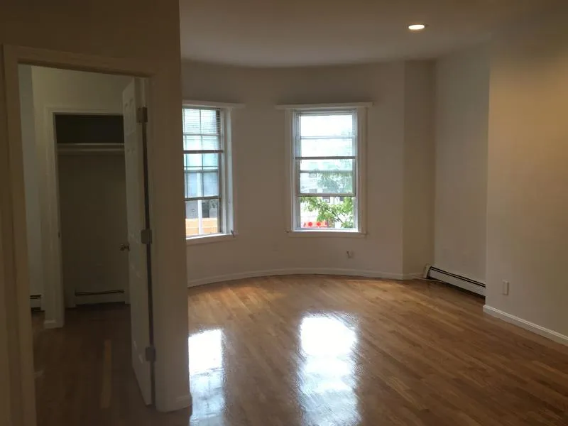 3 bed, 1 bath apartment for rent at 30 South Huntington Ave Unit 2, Mission Hill — photo 4 of 7