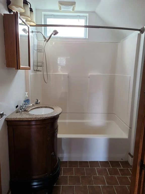2 bed, 1 bath apartment for rent at 30 South St Unit 30, Holbrook — photo 10 of 18