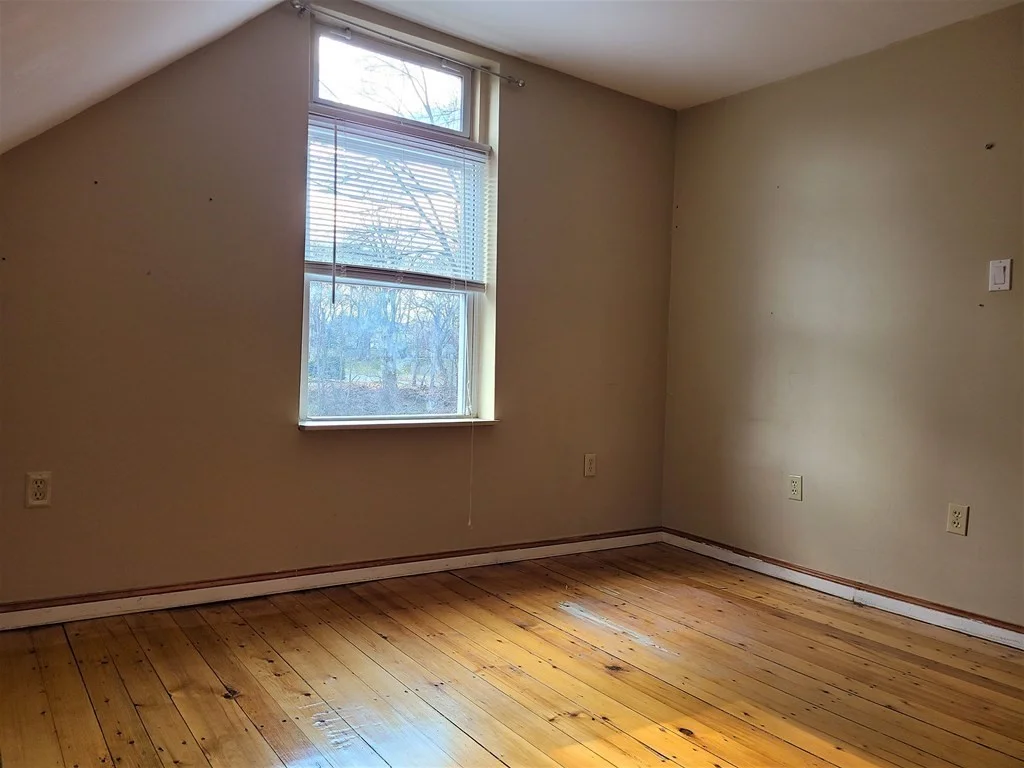 2 bed, 1 bath apartment for rent at 30 South St Unit 30, Holbrook — photo 14 of 18
