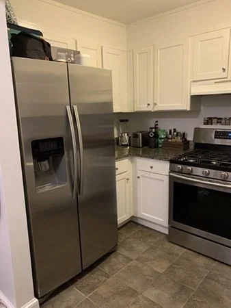 2 bed, 1 bath apartment for rent at 30 St Paul Unit 7, Brookline — photo 6 of 10