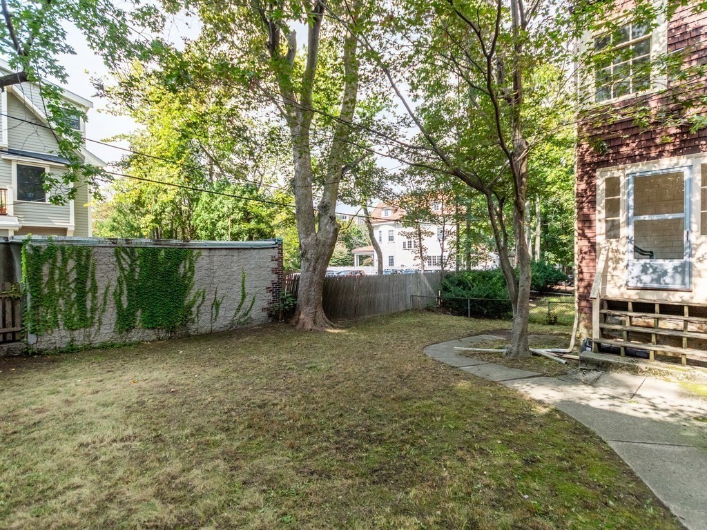 4 bed, 1.5 bath apartment for rent at 30 Stetson St Unit 1, North Brookline — photo 4 of 28