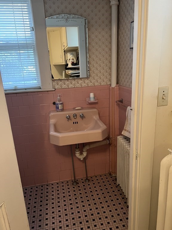 4 bed, 1.5 bath apartment for rent at 30 Stetson St Unit 1, North Brookline — photo 20 of 28