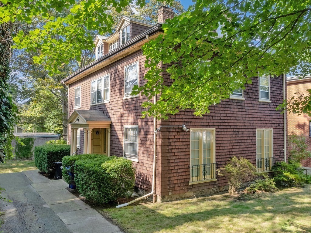 4 bed, 1.5 bath apartment for rent at 30 Stetson St Unit 1, North Brookline — photo 1 of 28