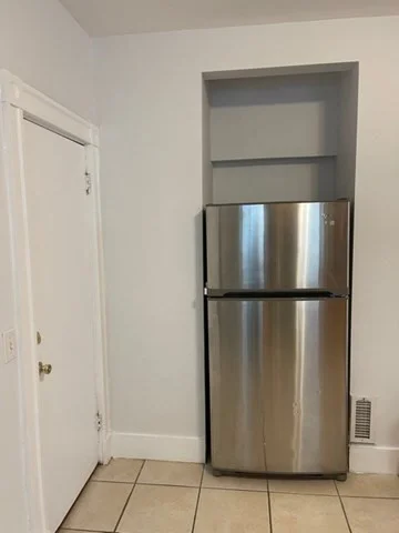 4 bed, 1 bath apartment for rent at 30 Sudan Unit 2, Dorchester — photo 3 of 11