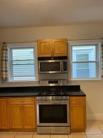 4 bed, 1 bath apartment for rent at 30 Sudan Unit 2, Dorchester — photo 2 of 11
