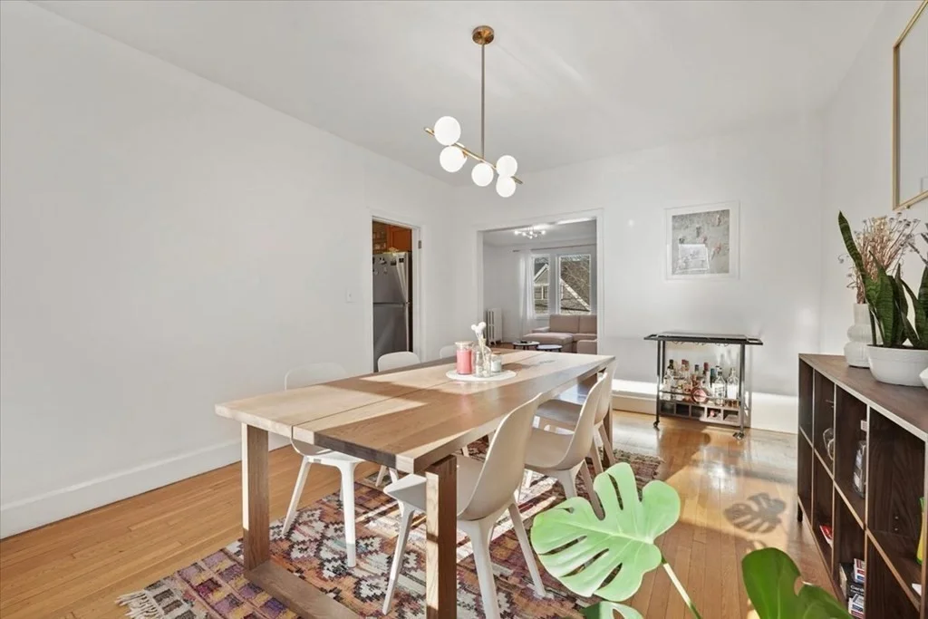 3 bed, 1 bath apartment for rent at 30 Summit Ave Unit 3, Brookline — photo 9 of 17