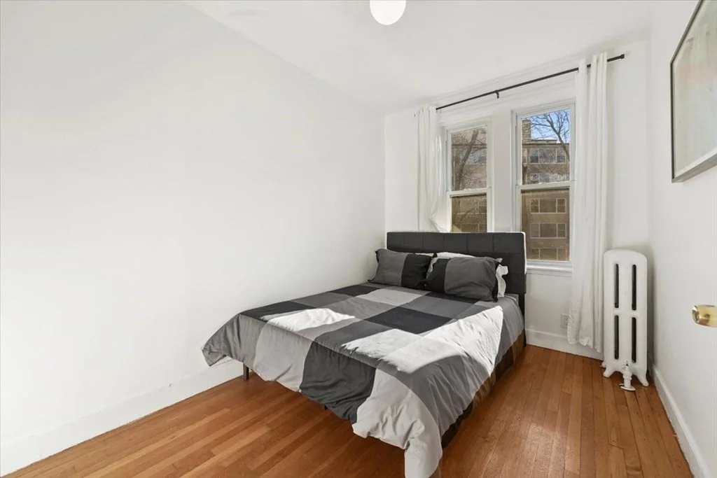 3 bed, 1 bath apartment for rent at 30 Summit Ave Unit 3, Brookline — photo 12 of 17