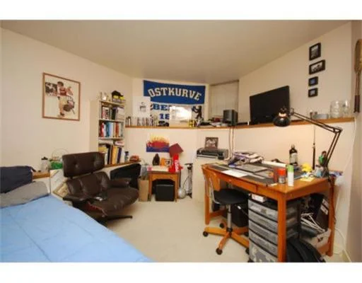 3 bed, 1.5 bath apartment for rent at 30 Symphony Rd Unit A, Fenway — photo 2 of 7