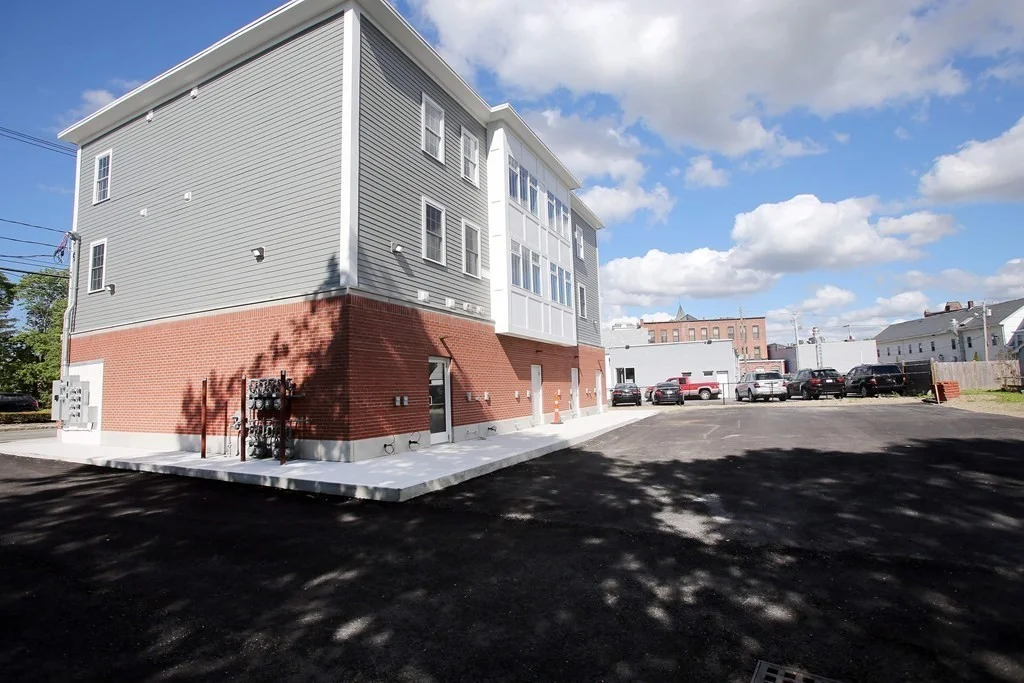 1 bed, 1 bath apartment for rent at 30 Temple Unit 203, Whitman — photo 3 of 15