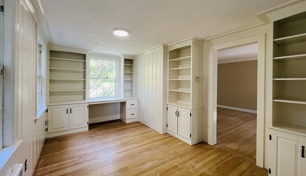 4 bed, 3 bath apartment for rent at 30 Thackeray Rd, Wellesley — photo 18 of 24