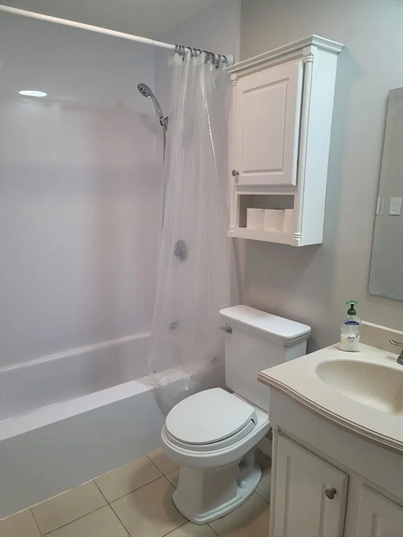 1 bed, 1 bath apartment for rent at 30 Thayer Pond Dr Unit 6, Oxford — photo 8 of 9