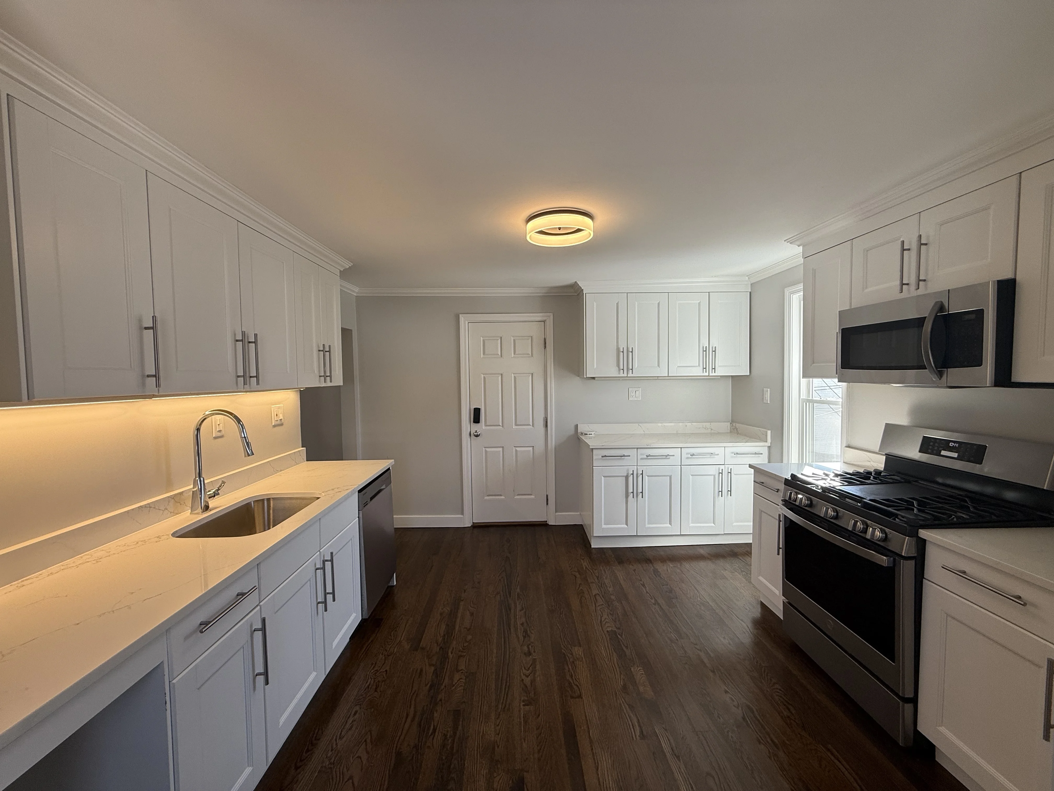 4 bed, 2 bath apartment for rent at 30 Thornley St Unit 2, Dorchester