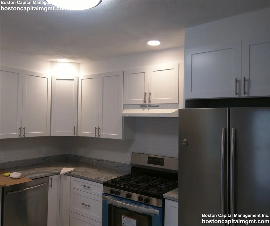4 bed, 2 bath apartment for rent at 30 Touro Ave Unit 1, Tufts University — photo 2 of 14
