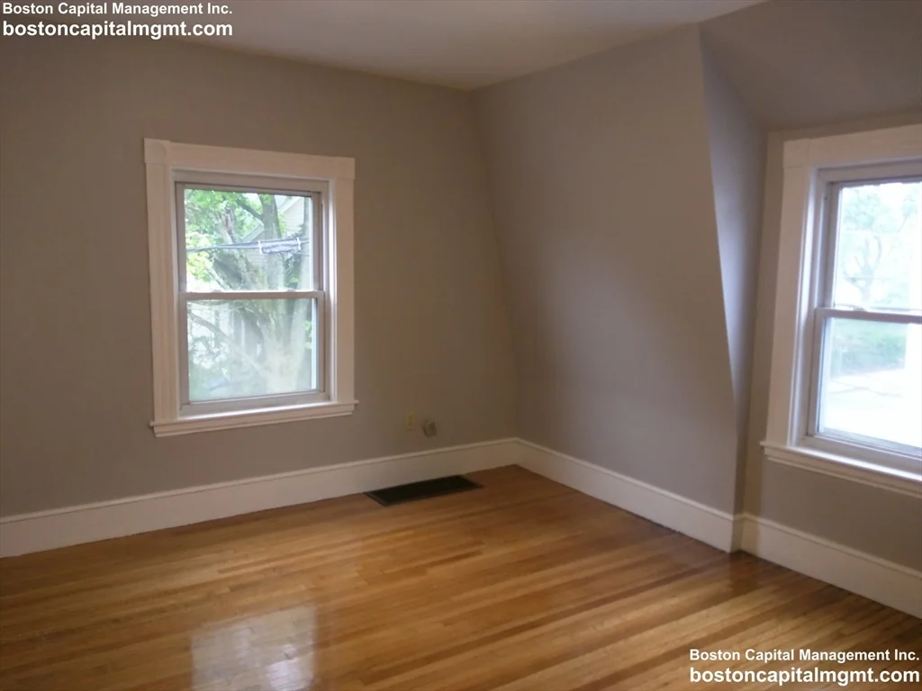 4 bed, 2 bath apartment for rent at 30 Touro Ave Unit 1, Tufts University — photo 12 of 14