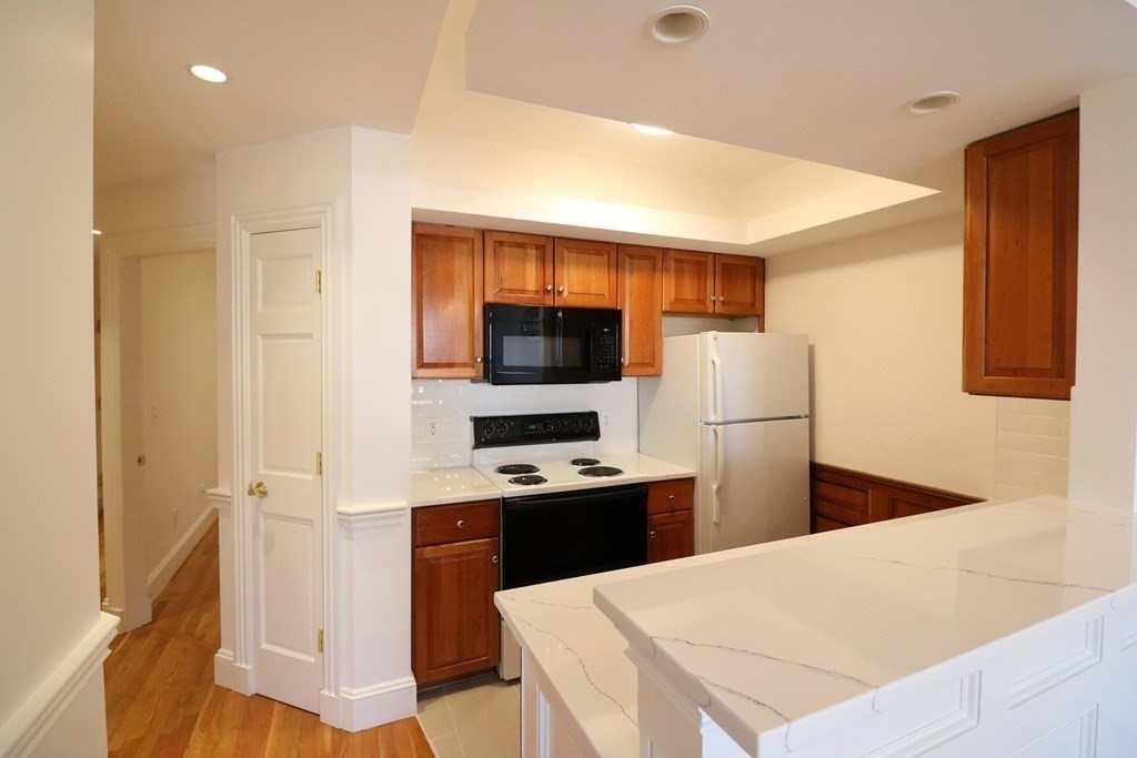 1 bed, 1 bath apartment for rent at 30 Upland Rd Unit 1, Neighborhood Nine — photo 1 of 15
