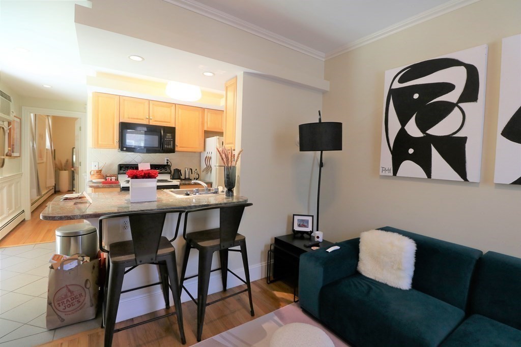 1 bed, 1 bath apartment for rent at 30 Upland Rd Unit 13, Cambridge — photo 4 of 15