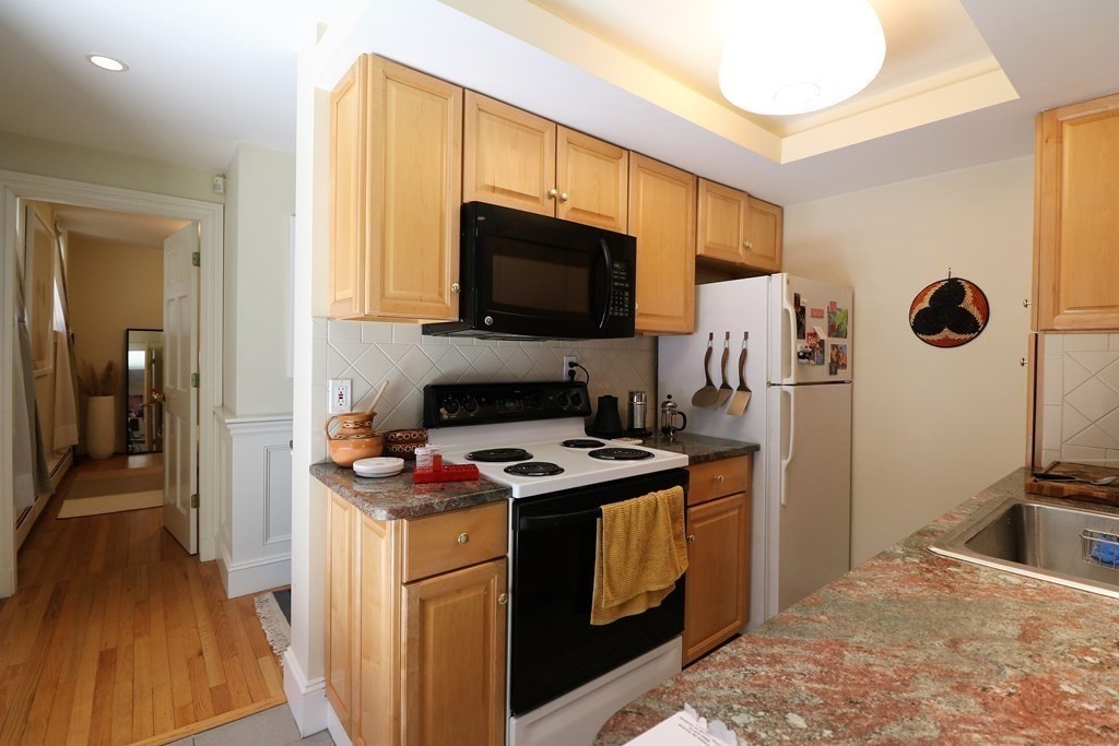 1 bed, 1 bath apartment for rent at 30 Upland Rd Unit 13, Cambridge — photo 7 of 15