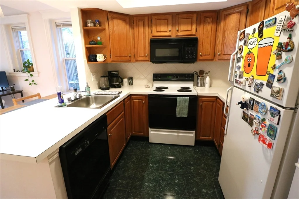 1 bed, 1 bath apartment for rent at 30 Upland Rd Unit 4, Neighborhood Nine — photo 4 of 14