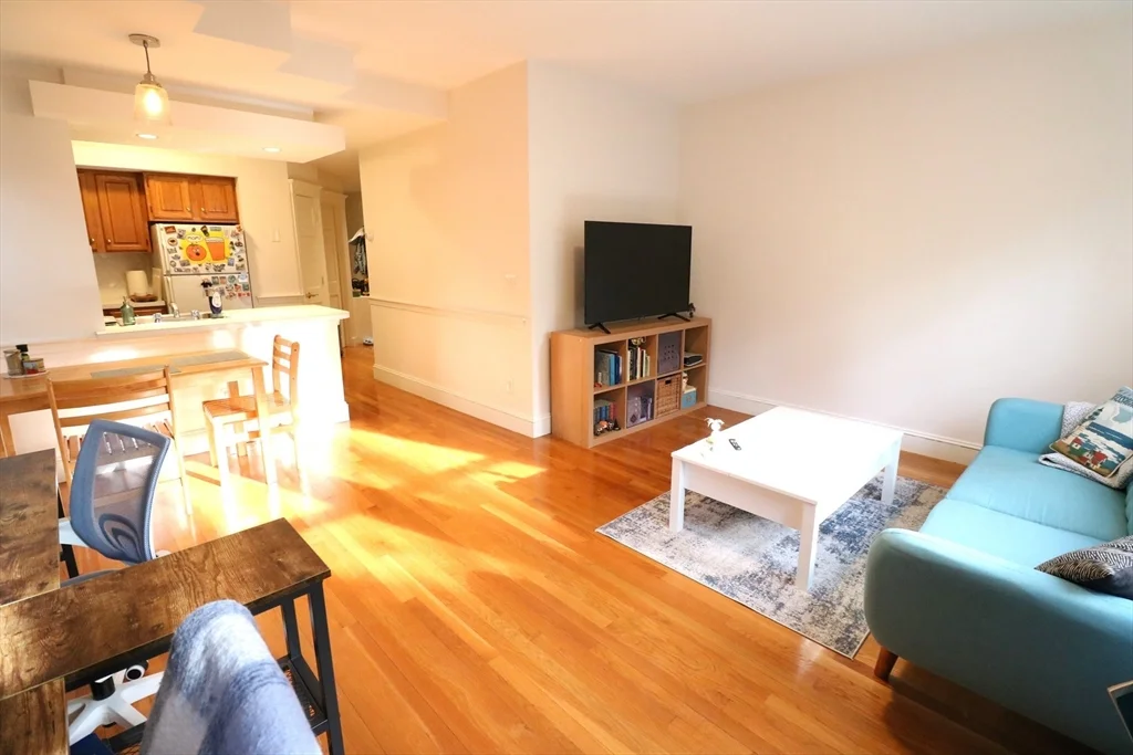 1 bed, 1 bath apartment for rent at 30 Upland Rd Unit 4, Neighborhood Nine — photo 8 of 14