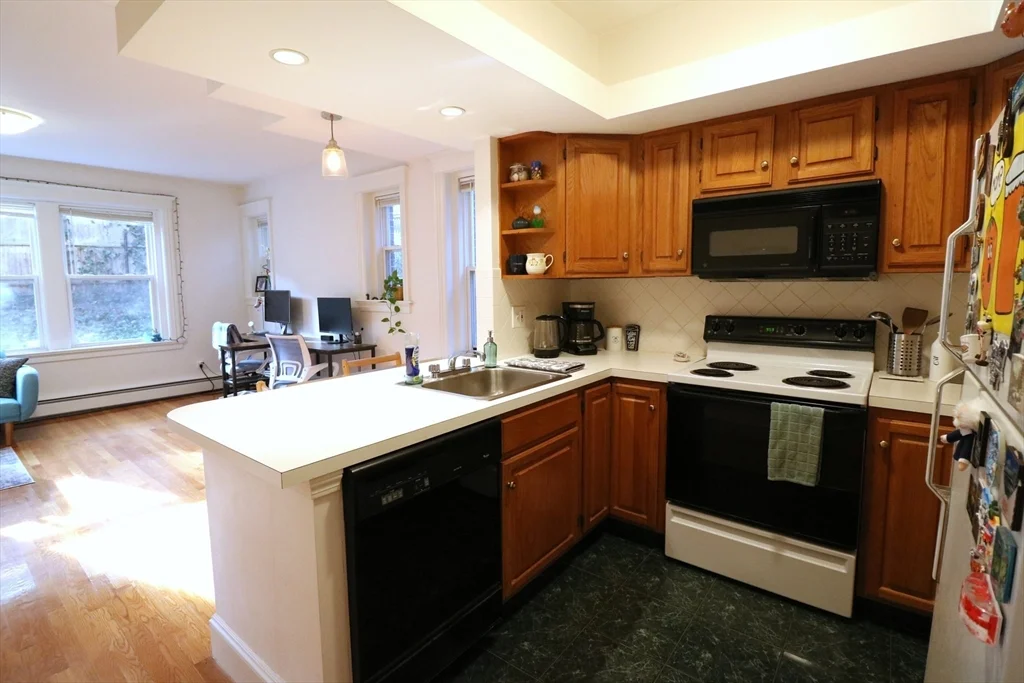 1 bed, 1 bath apartment for rent at 30 Upland Rd Unit 4, Neighborhood Nine — photo 5 of 14