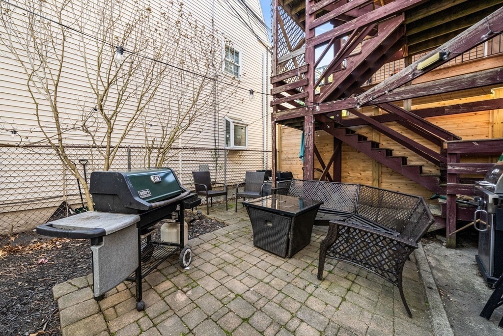 2 bed, 1 bath apartment for rent at 30 Vinton St Unit 1, South Boston — photo 15 of 20