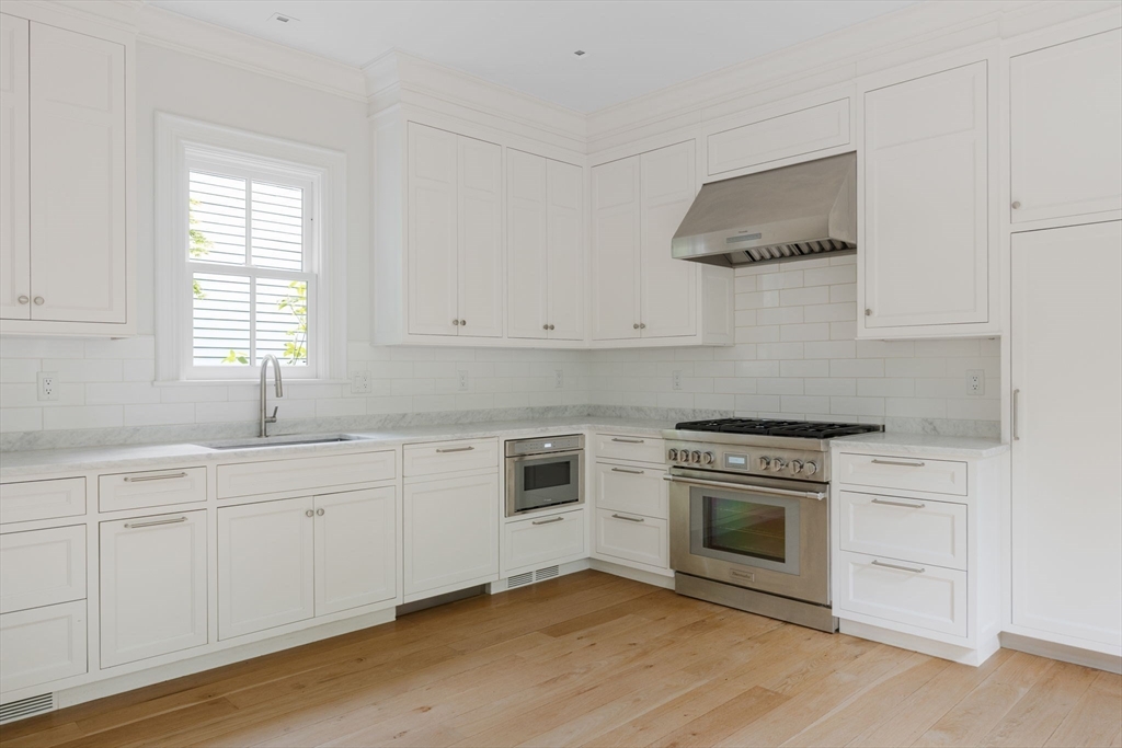 4 bed, 2 bath apartment for rent at 30 Walker St, Cambridge — photo 10 of 20