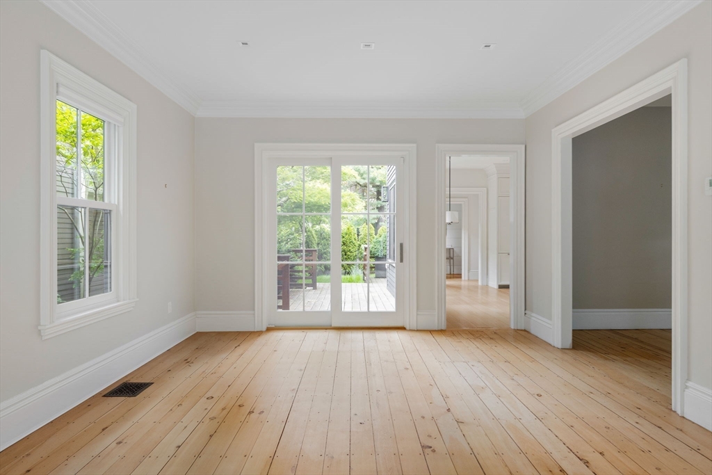 4 bed, 2 bath apartment for rent at 30 Walker St, Cambridge — photo 6 of 20