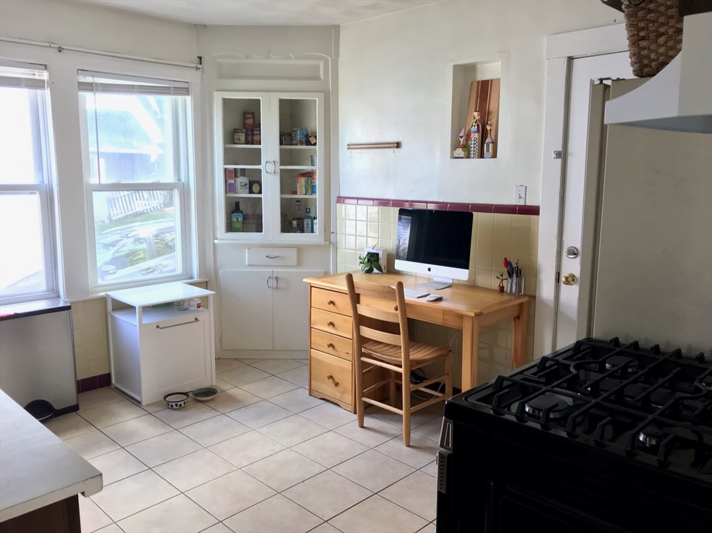 1 bed, 1 bath apartment for rent at 30 Watson Rd Unit 30, Belmont — photo 10 of 13