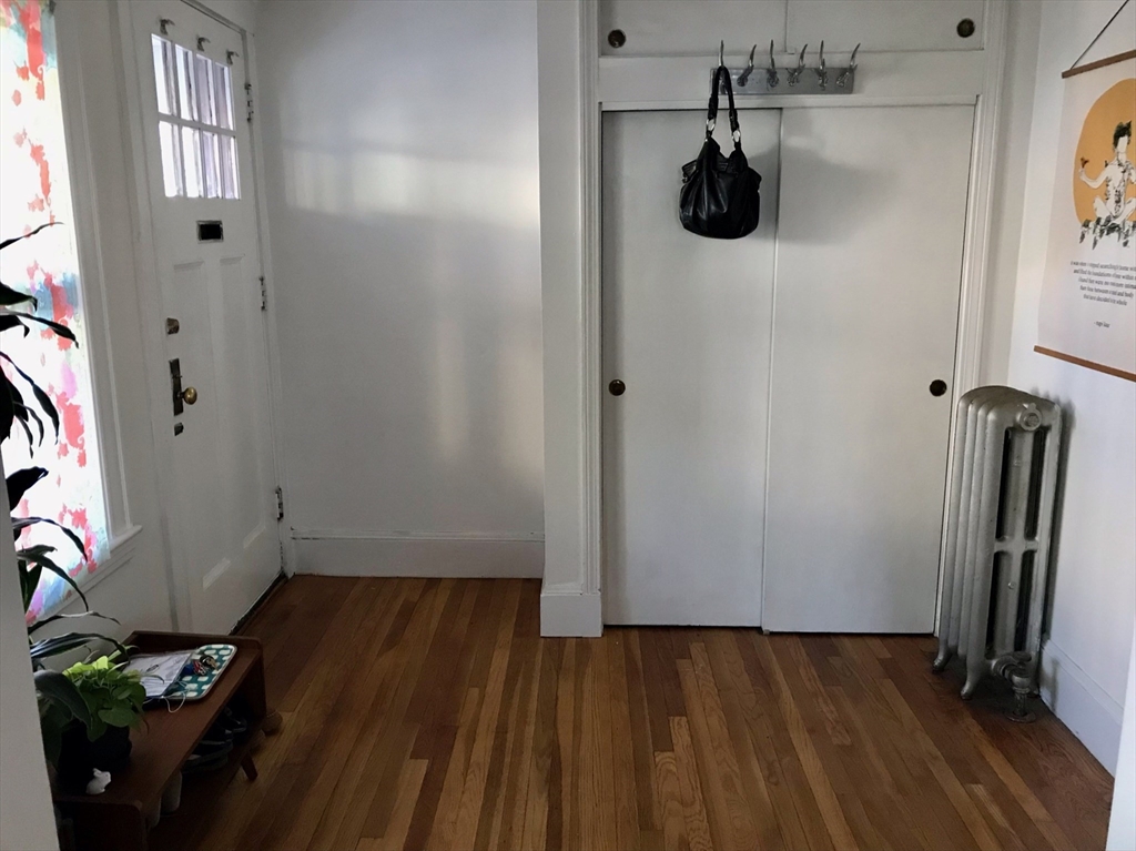 1 bed, 1 bath apartment for rent at 30 Watson Rd Unit 30, Belmont — photo 2 of 13