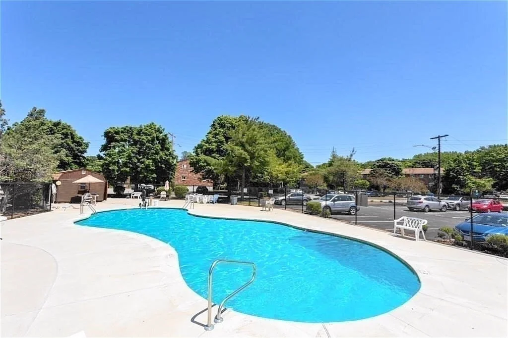 2 bed, 1 bath apartment for rent at 30 Westgate Rd Unit 6, West Roxbury — photo 14 of 15