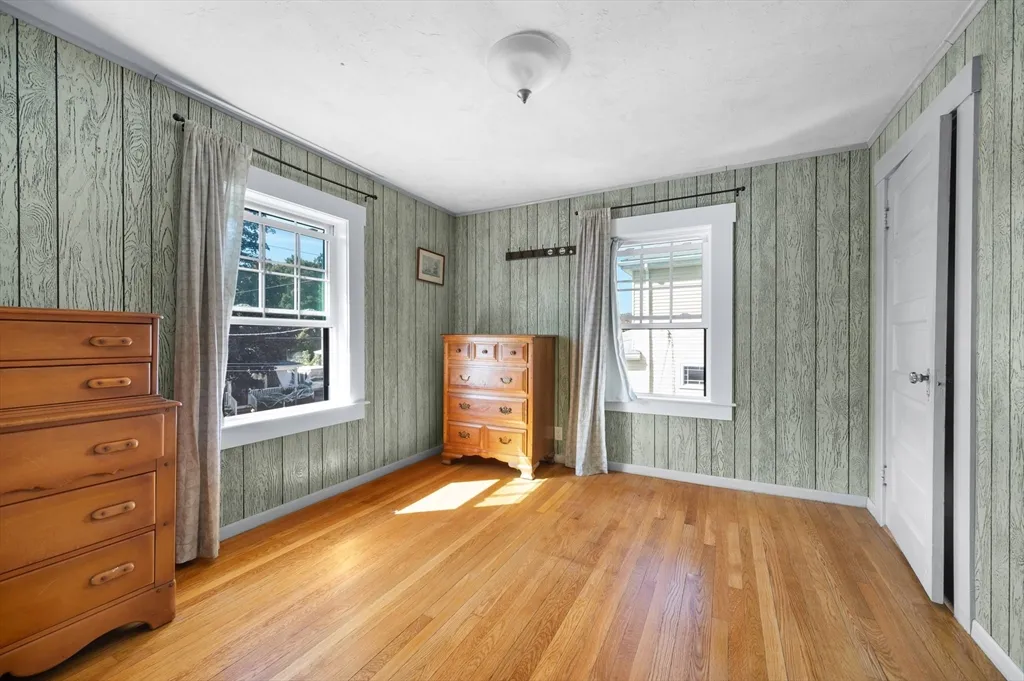 3 bed, 1 bath apartment for rent at 30 Whitney St, Milford — photo 25 of 29