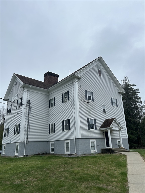 2 bed, 1 bath apartment for rent at 30 Whitney St Unit 1B, Winchendon — photo 1 of 7