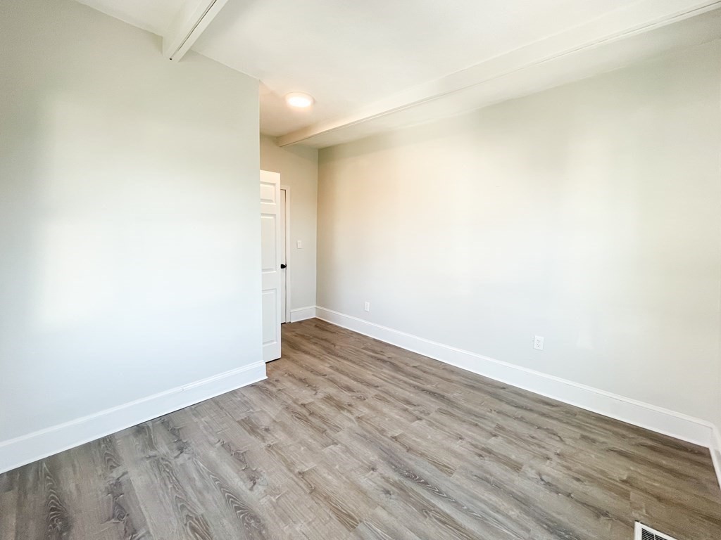 3 bed, 1 bath apartment for rent at 30 Woodbine Unit 2, Roxbury — photo 7 of 15