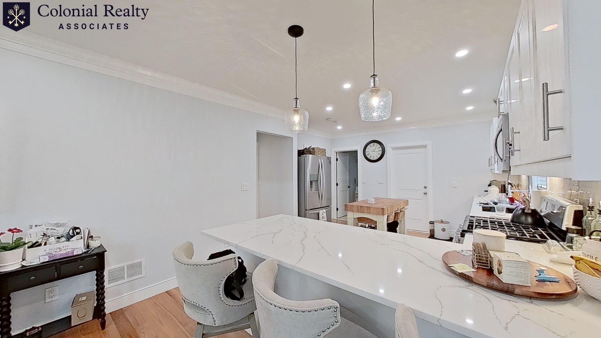 2 bed, 1 bath apartment for rent at 30 Woodrow Ave, Nonantum — photo 4 of 35