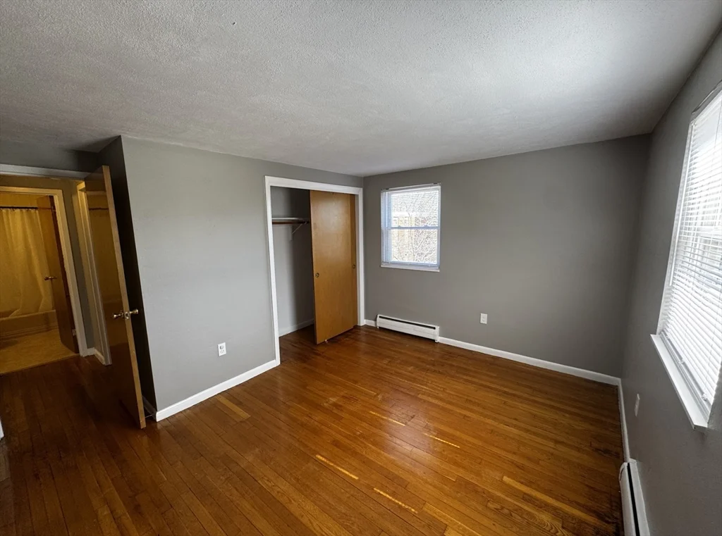 2 bed, 1 bath apartment for rent at 30 Worthen St Unit C3, Chelmsford — photo 5 of 7