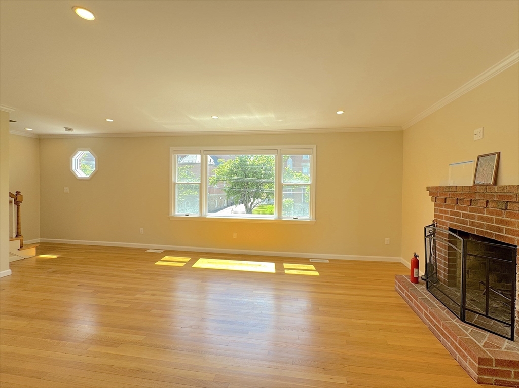 3 bed, 2 bath apartment for rent at 300 Adams St Unit 300, Newton Corner — photo 14 of 25